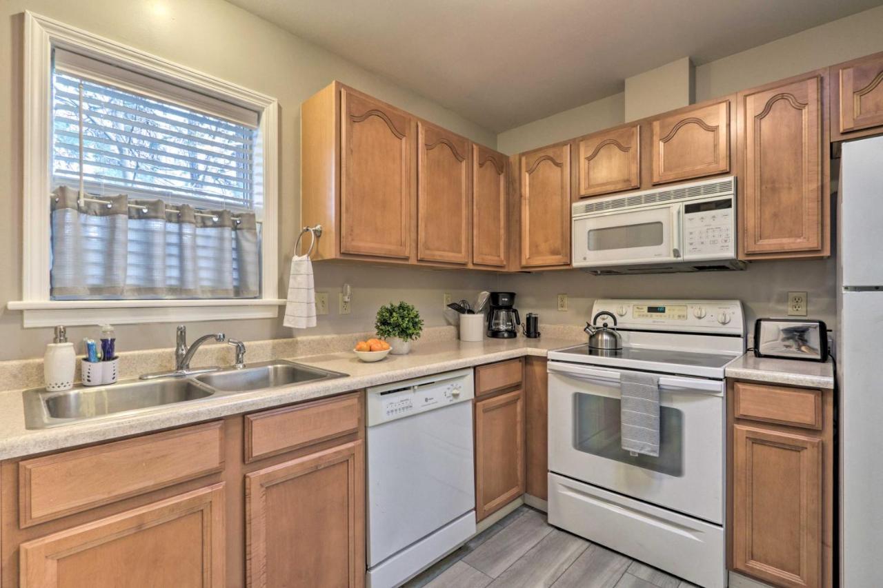 ספוקיין Centrally Located South Hill Apartment With Smart Tv מראה חיצוני תמונה